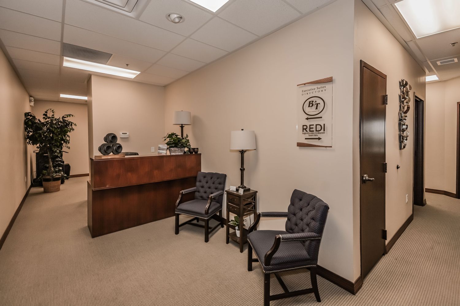 Suite 204-2